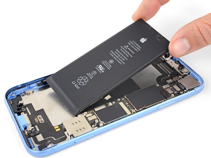 reparar-batería-iPhone-XR-alicante