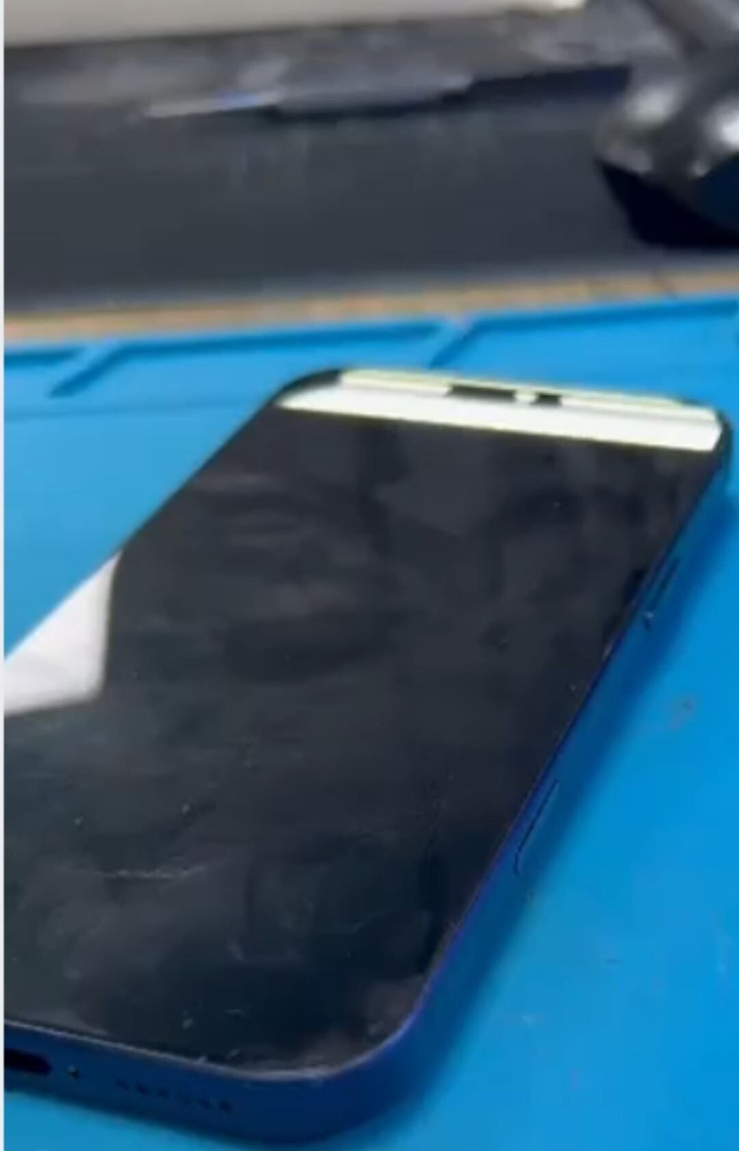 Reparación de iPhone 17 Pro Max en taller especializado de Alicante